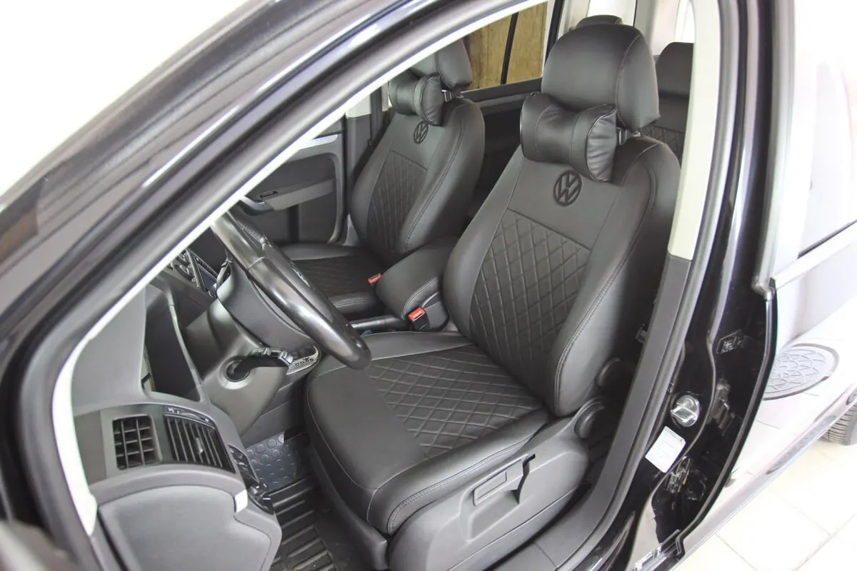 Авточохли для Volkswagen Touran I 2003-2006