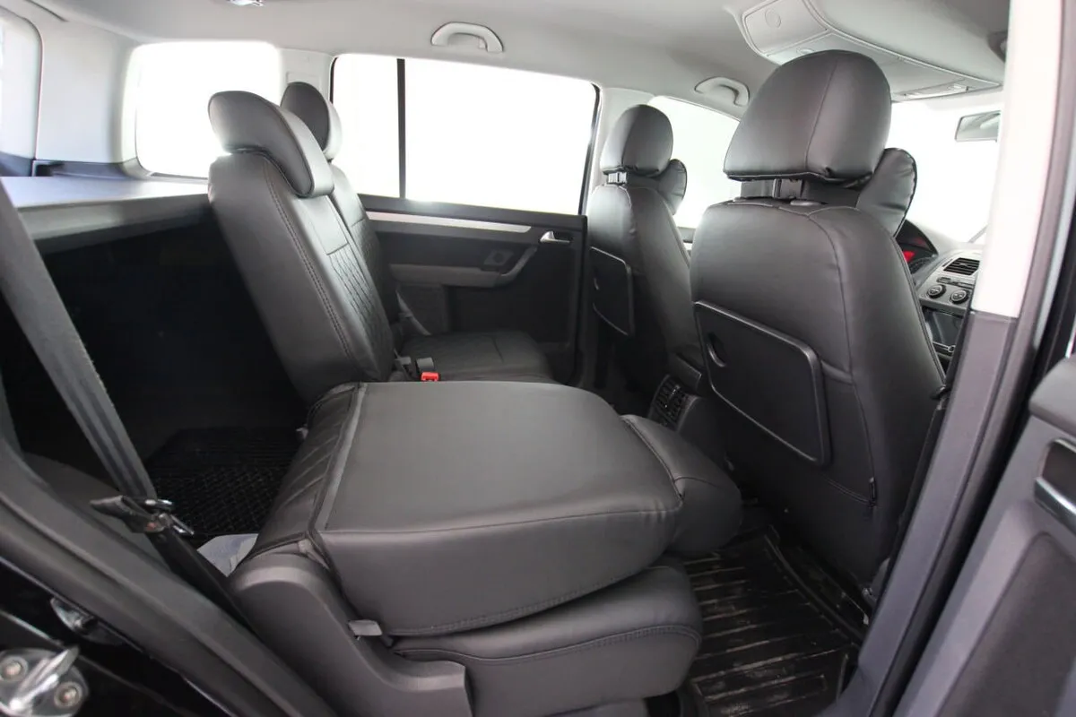Авточохли для Volkswagen Touran I 2003-2006