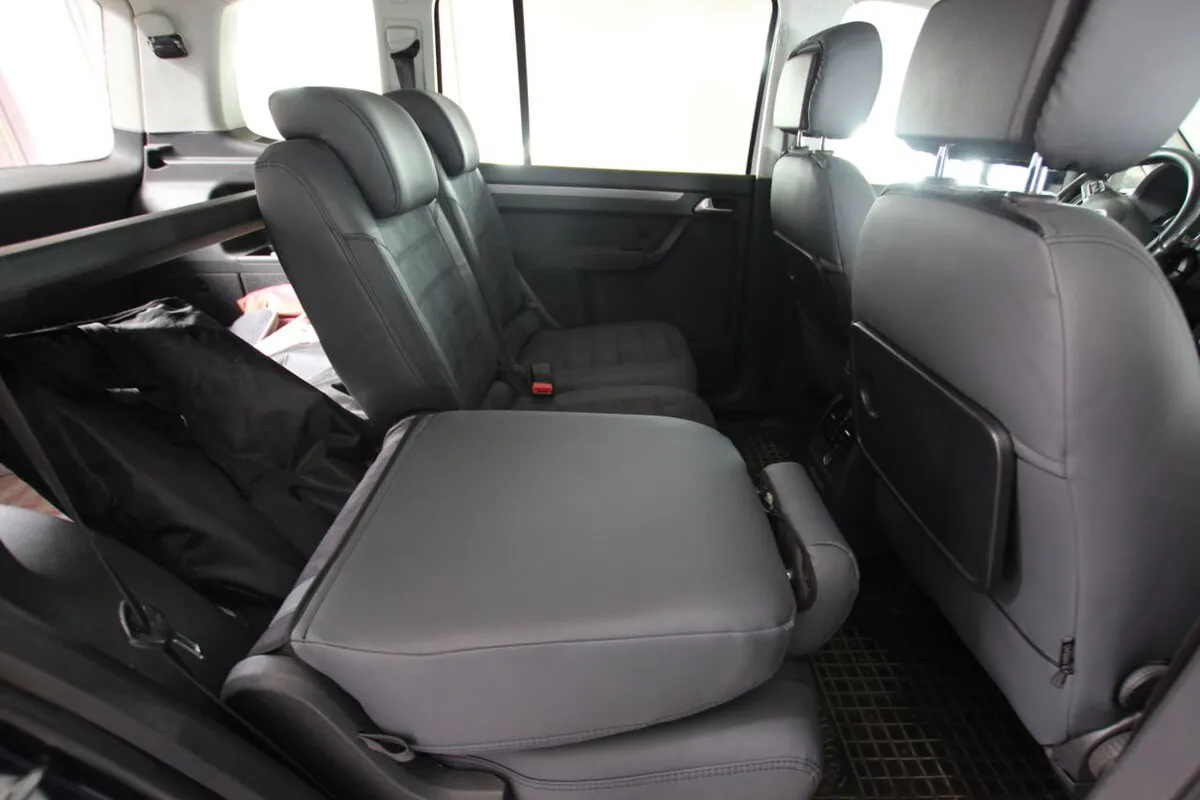 Авточохли для Volkswagen Touran I 2006-2010