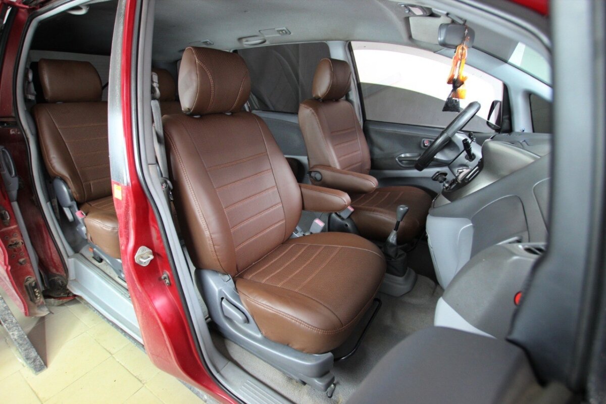 Чохли з екошкіри для Toyota Previa II 7 місць