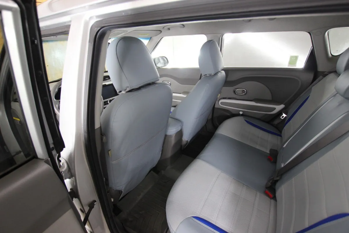 Чохли на сидіння для Kia Soul EV