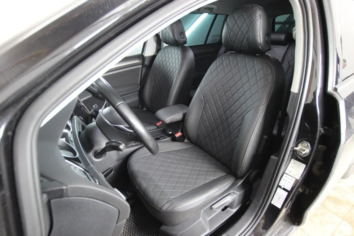 Чохли на сидіння Volkswagen Golf VII Comfortline