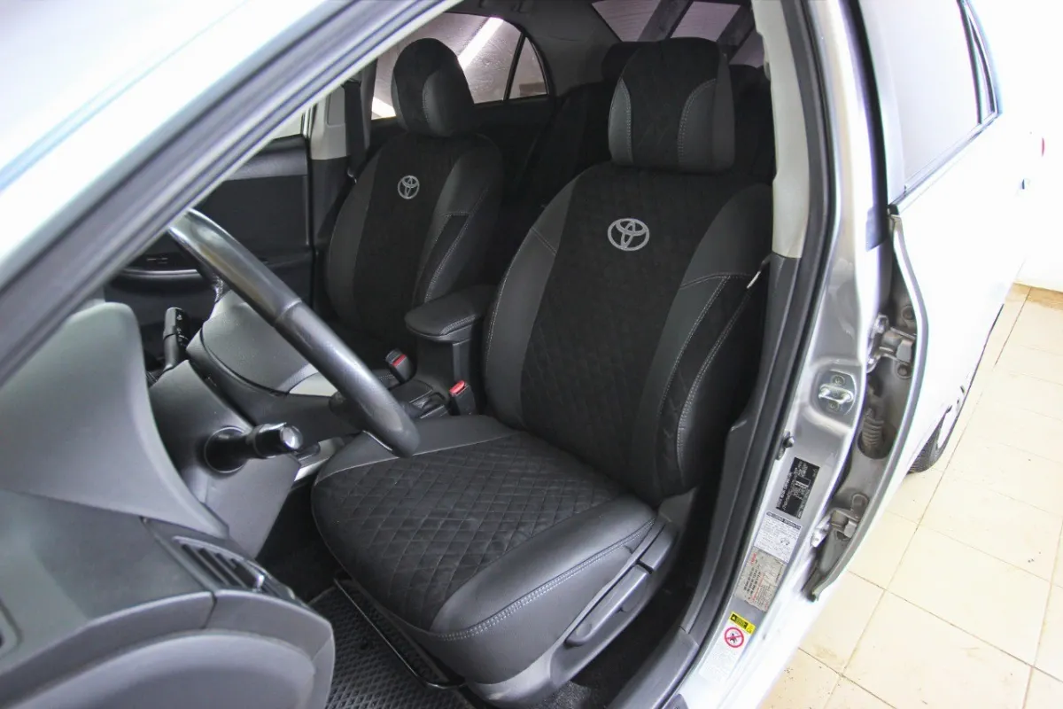 Чохли в салон Toyota Corolla X