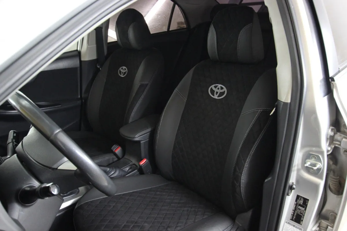 Чохли в салон Toyota Corolla X