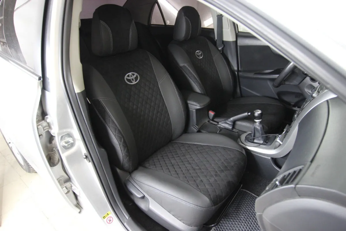 Чохли в салон Toyota Corolla X