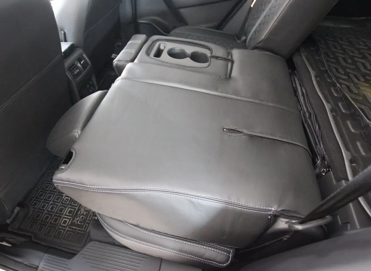 Авточохли для Nissan X-Trail e-POWER e-4ORCE