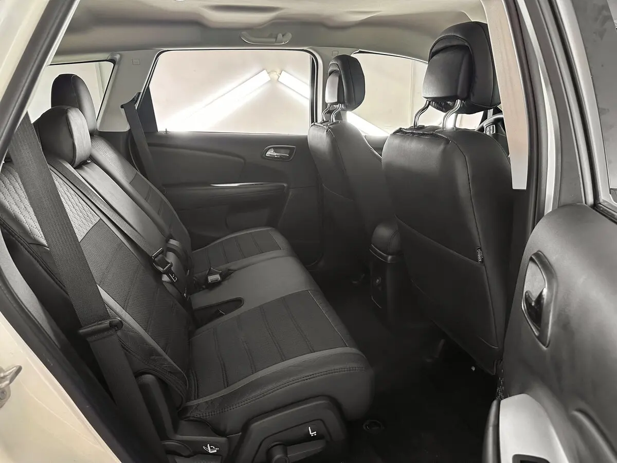 Авточохли для Dodge Journey 2011-2020 7 м