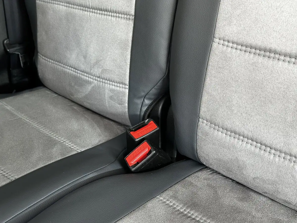 Авточохли для Peugeot Partner II 2008-2012