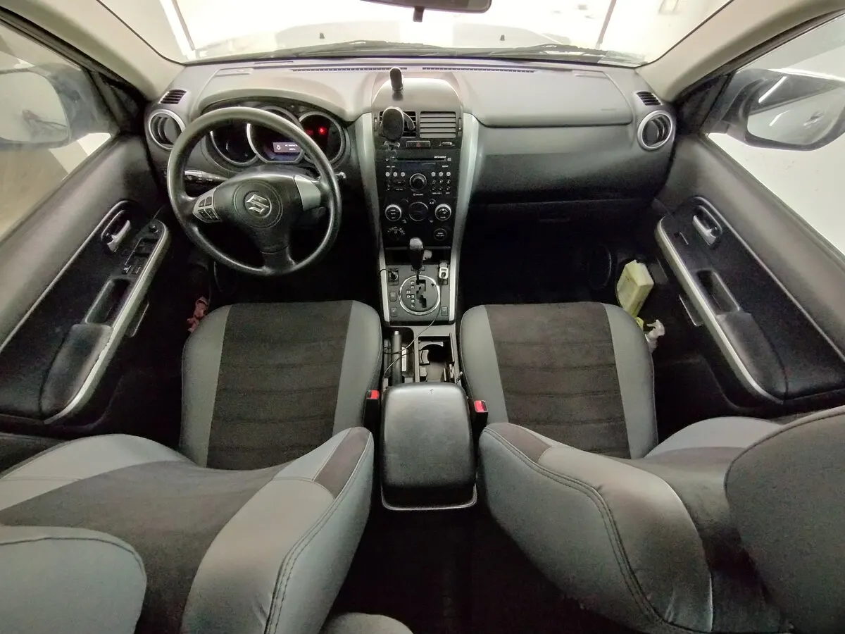 Авточохли для Suzuki Grand Vitara