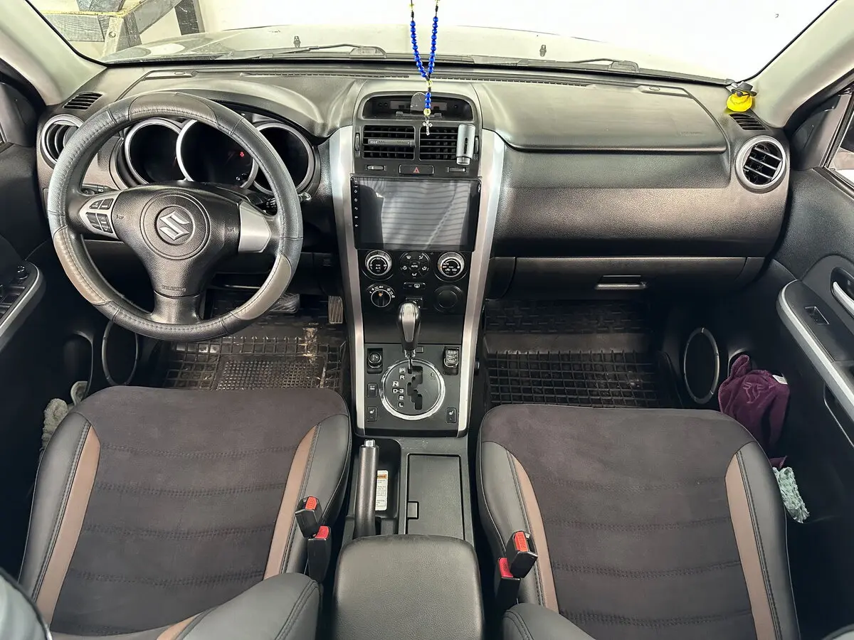 Авточохли для Suzuki Grand Vitara III 2005-2008