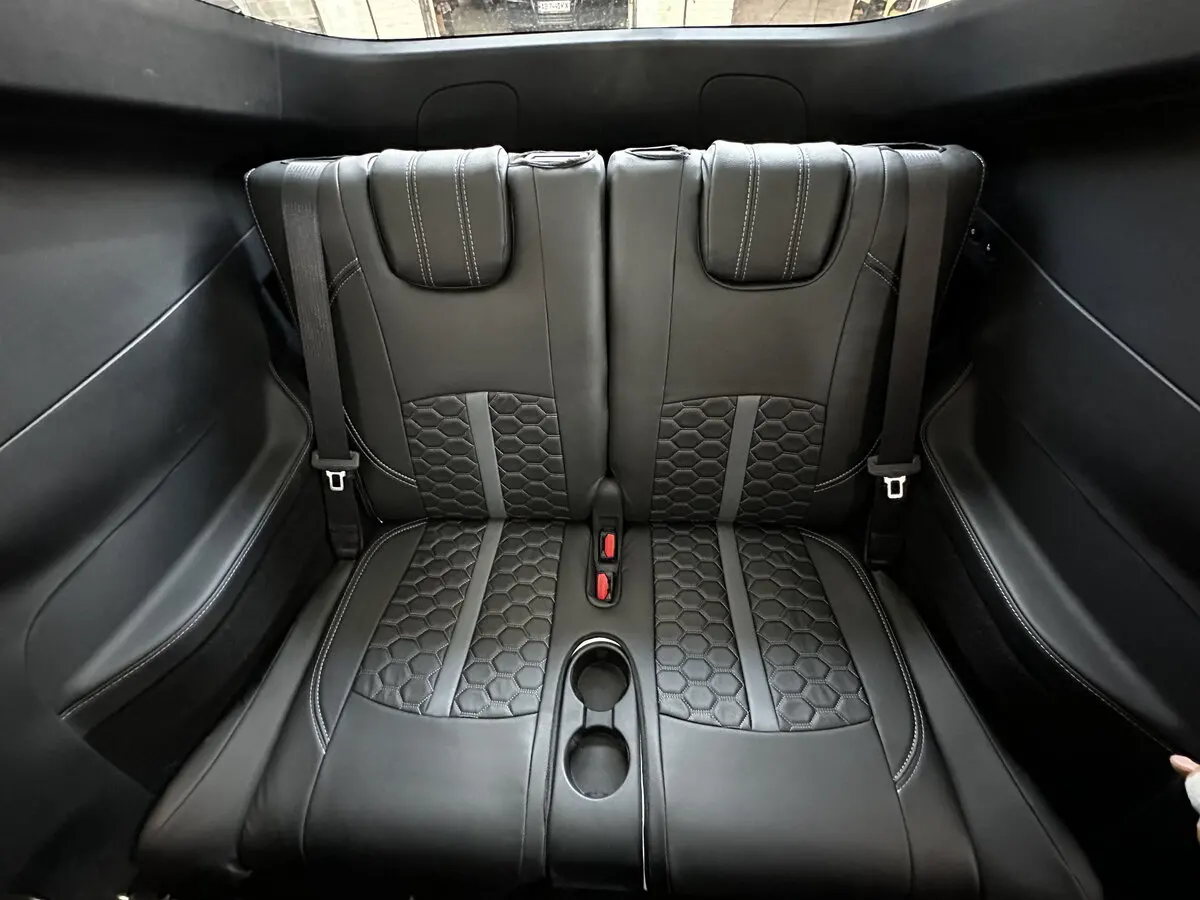 Авточохли для Tesla Model Y 7 місць