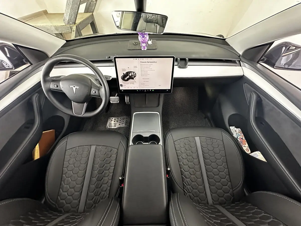 Авточохли для Tesla Model Y 7 місць