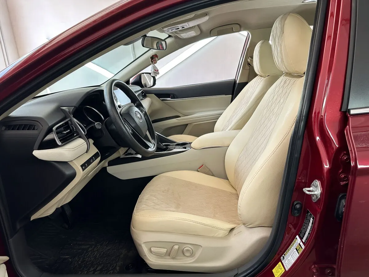 Авточохли для Toyota Camry XV70
