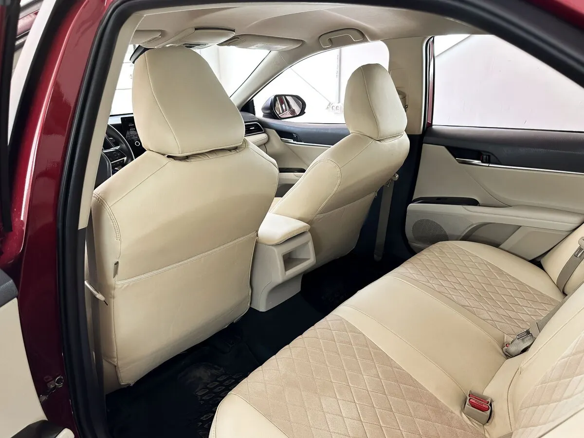 Авточохли для Toyota Camry XV70