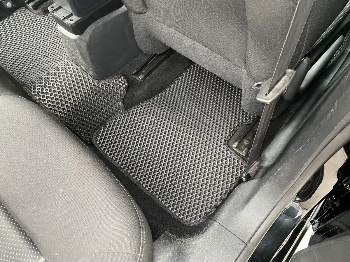 EVA коврики Peugeot 208