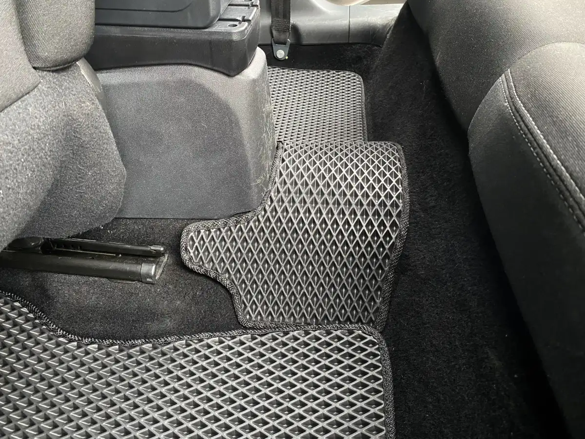 EVA коврики Peugeot 208